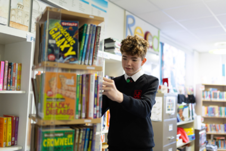 Manor Academy LR 043